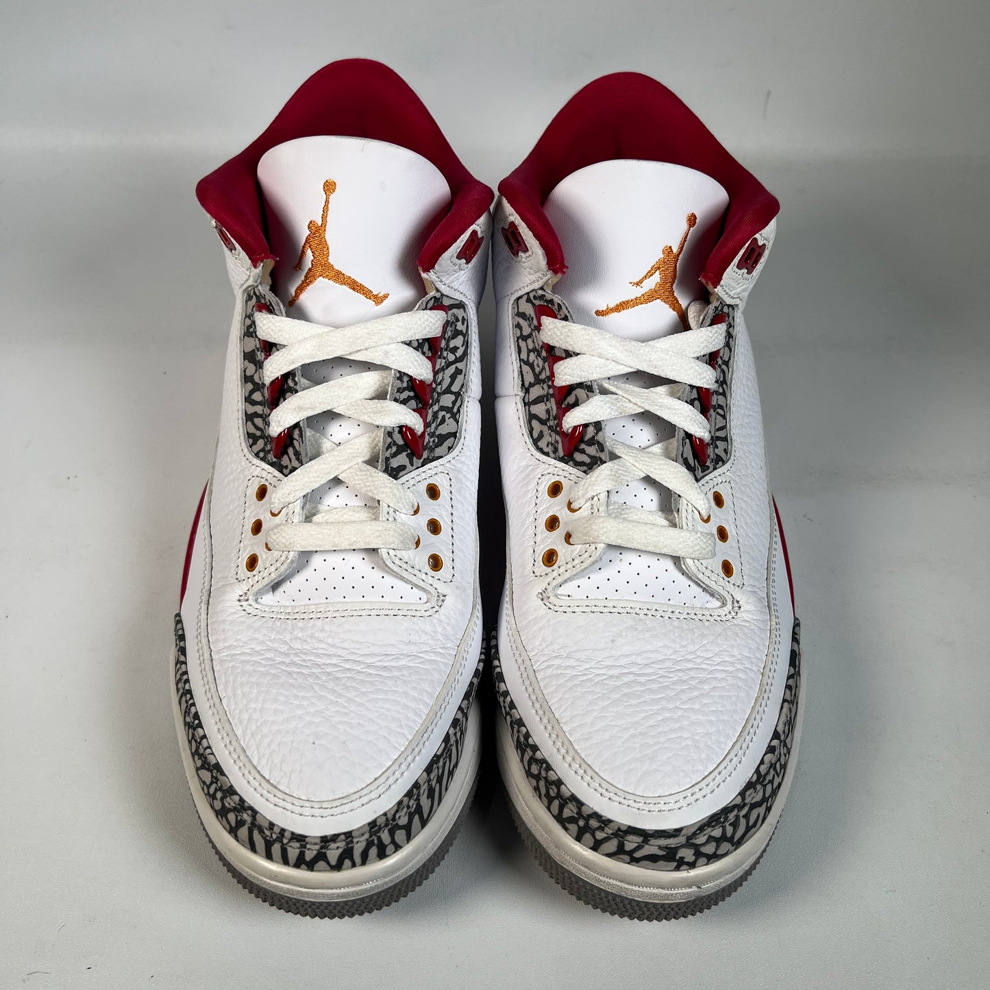 Jordan 3 Cardinal (2021) Size 9 USED s22782
