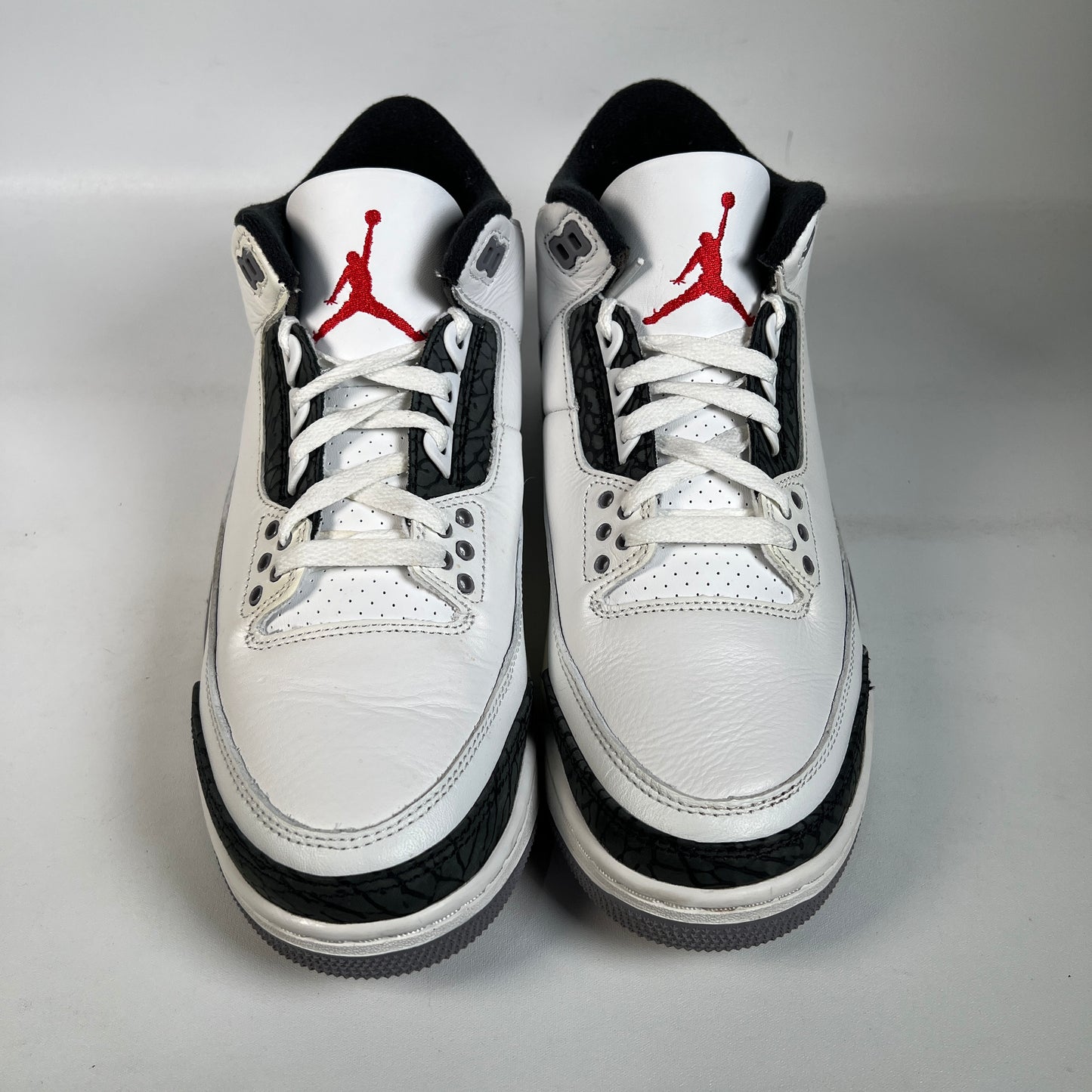 Jordan 3 Cement Grey (2024) Size 8.5 USED s22894