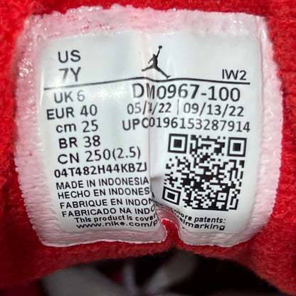 Jordan 3 White Cement Reimagined (2022) Size 7Y USED s22825