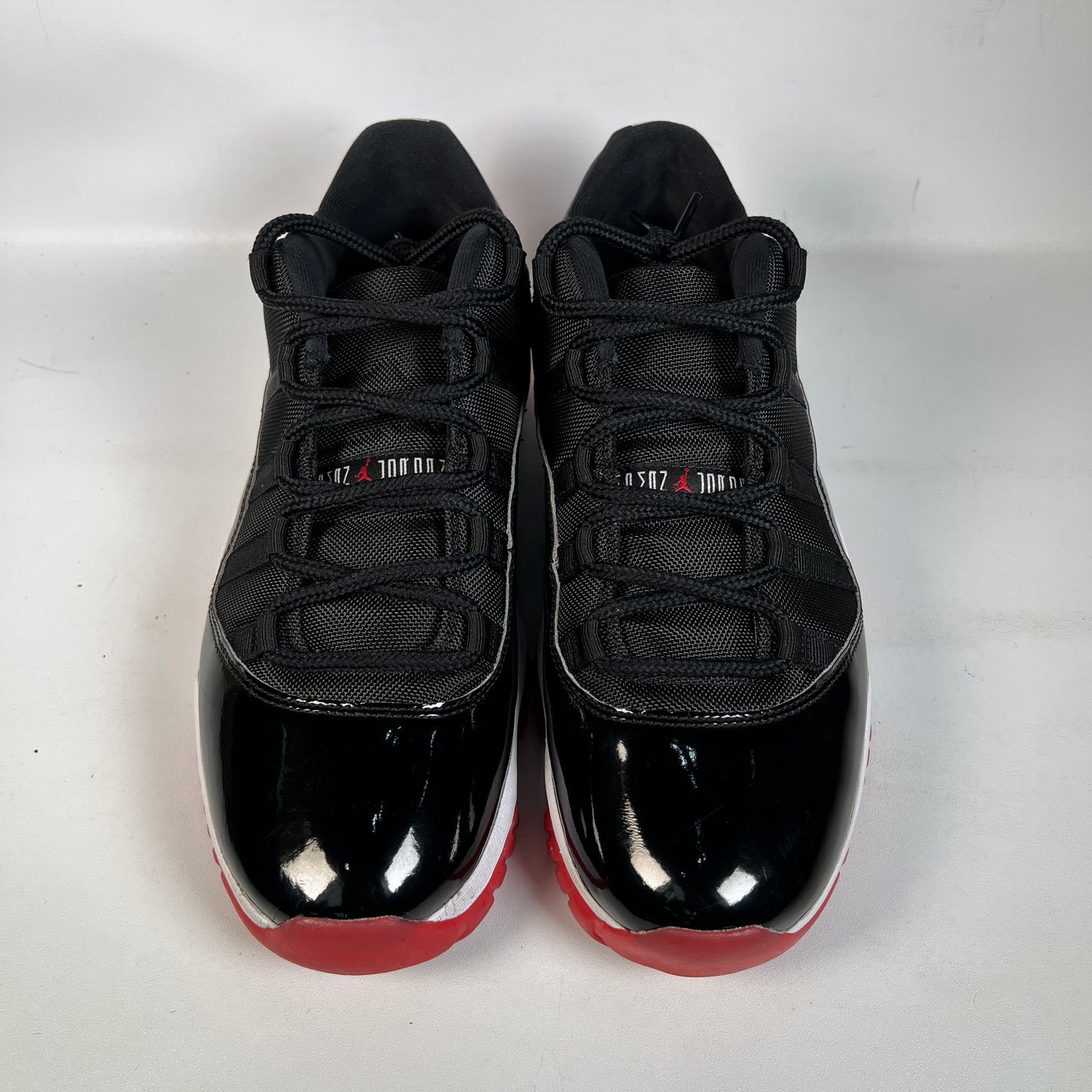 Jordan 11 Low Bred (2025) Size 11 USED s22910