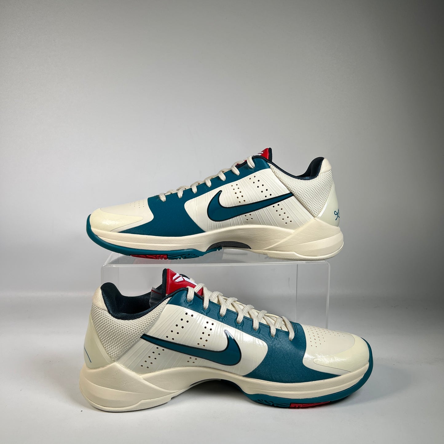 Nike Kobe 5 Caitlin Clark Coconut Milk Spruce (2026) Size 9.5 NEW S22930
