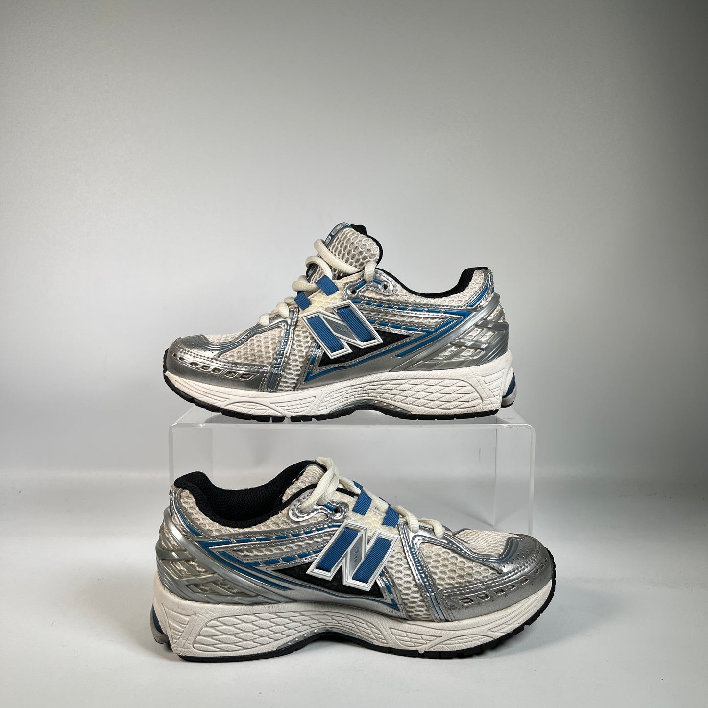 New Balance 1906R Silver Metallic Blue Agate (2023) Size 5 USED s22879