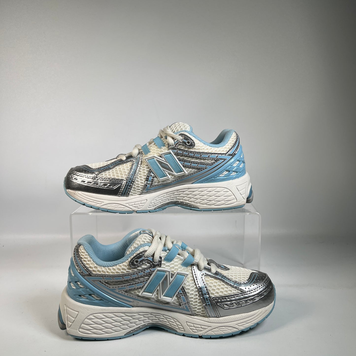 New Balance 1906R Silver Metallic Chrome Blue (2024) Size 5.5y USED s22884