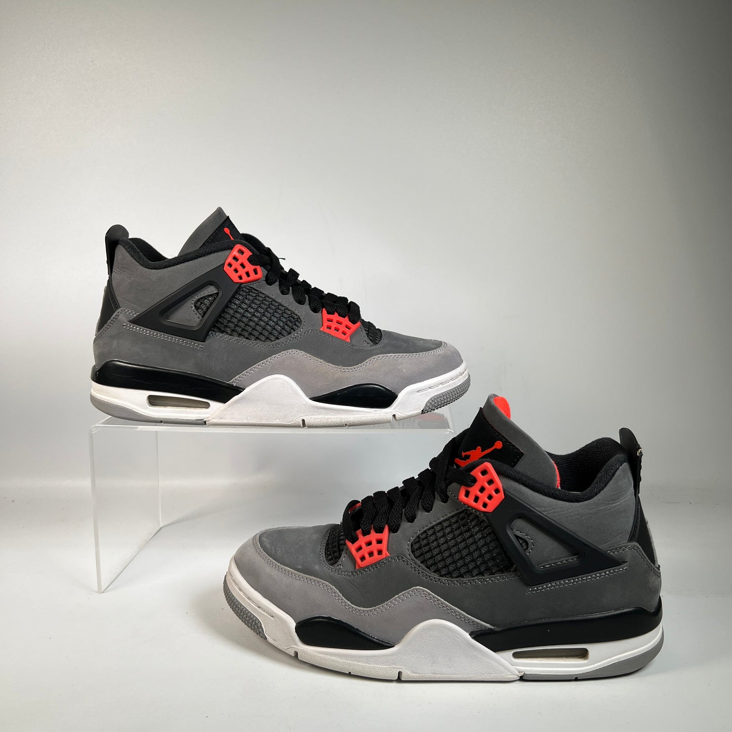 Jordan 4 Infrared (2022) Size 7.5 USED s22914