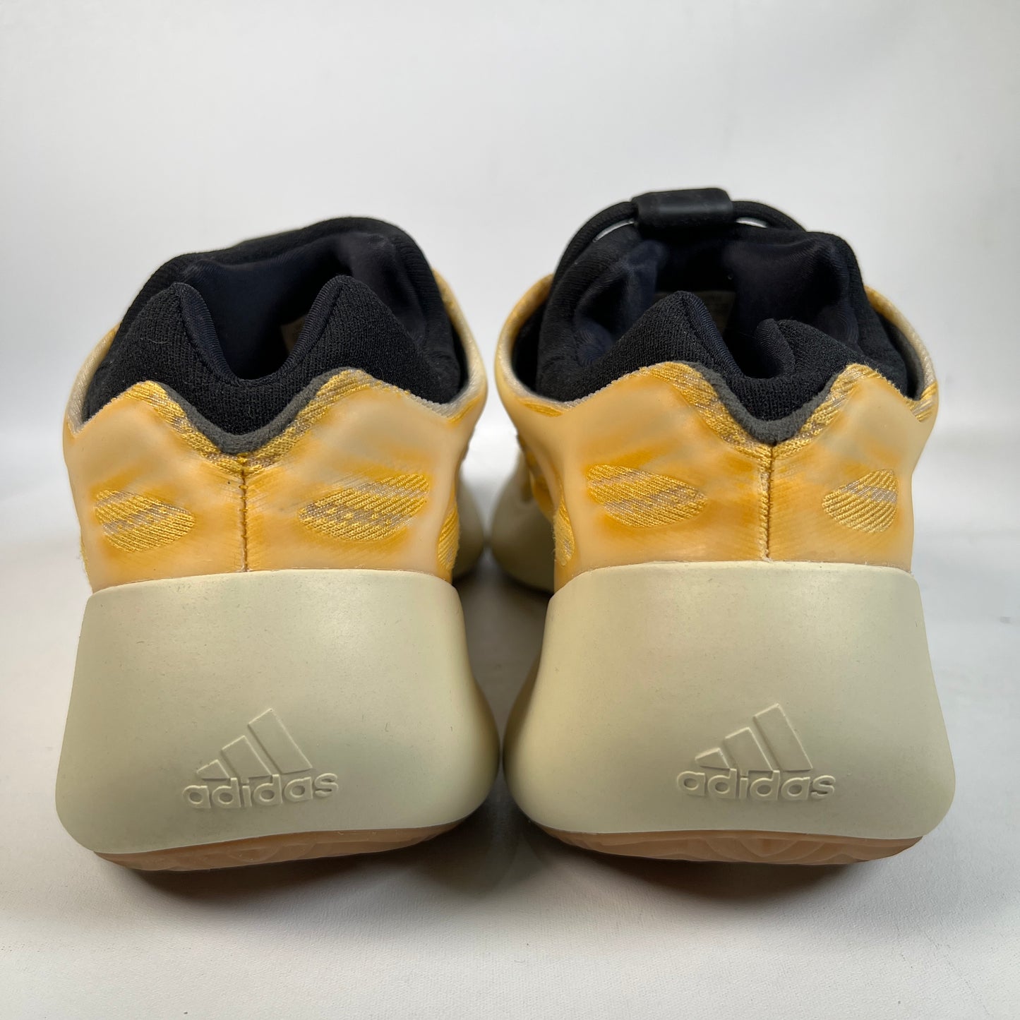 Yeezy 700 Mono Safflower (2022) Size 12 USED s22935