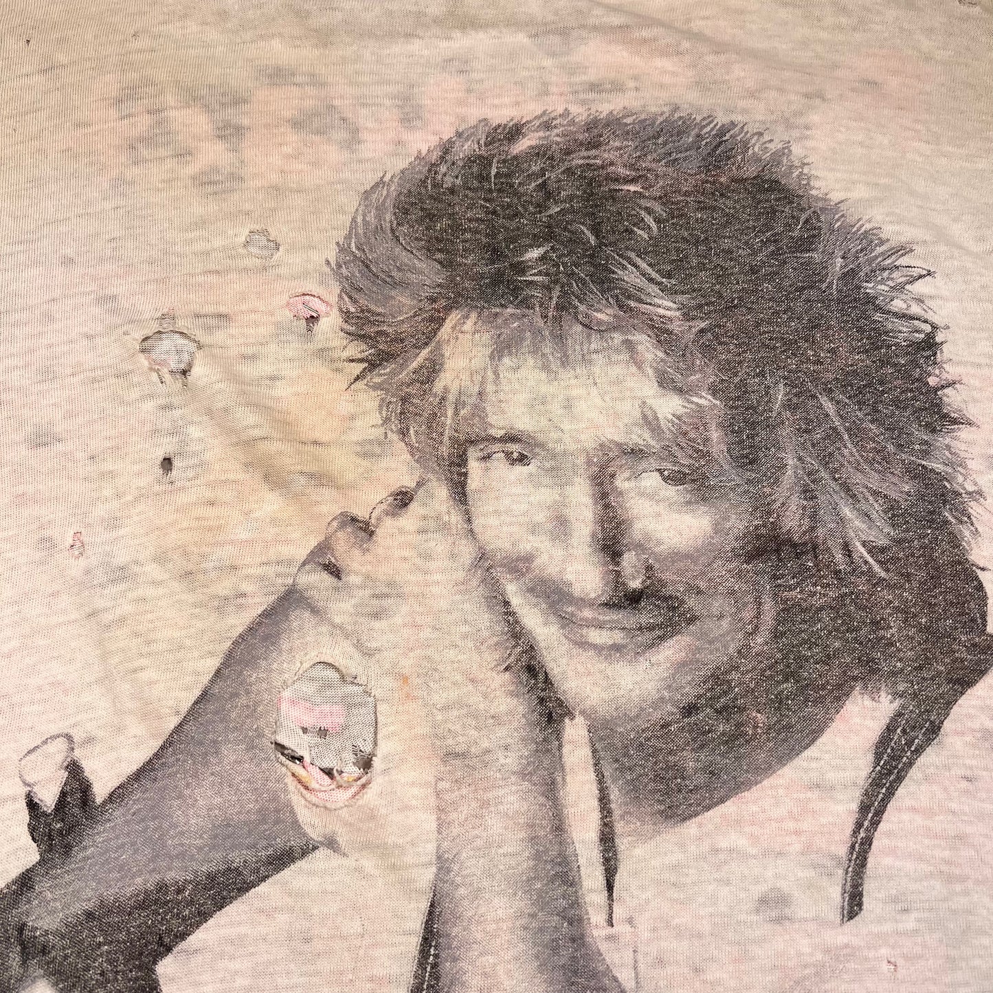 1989 Rod Stewart Out of Order Tour White Tee Trashed Size XL USED v15350