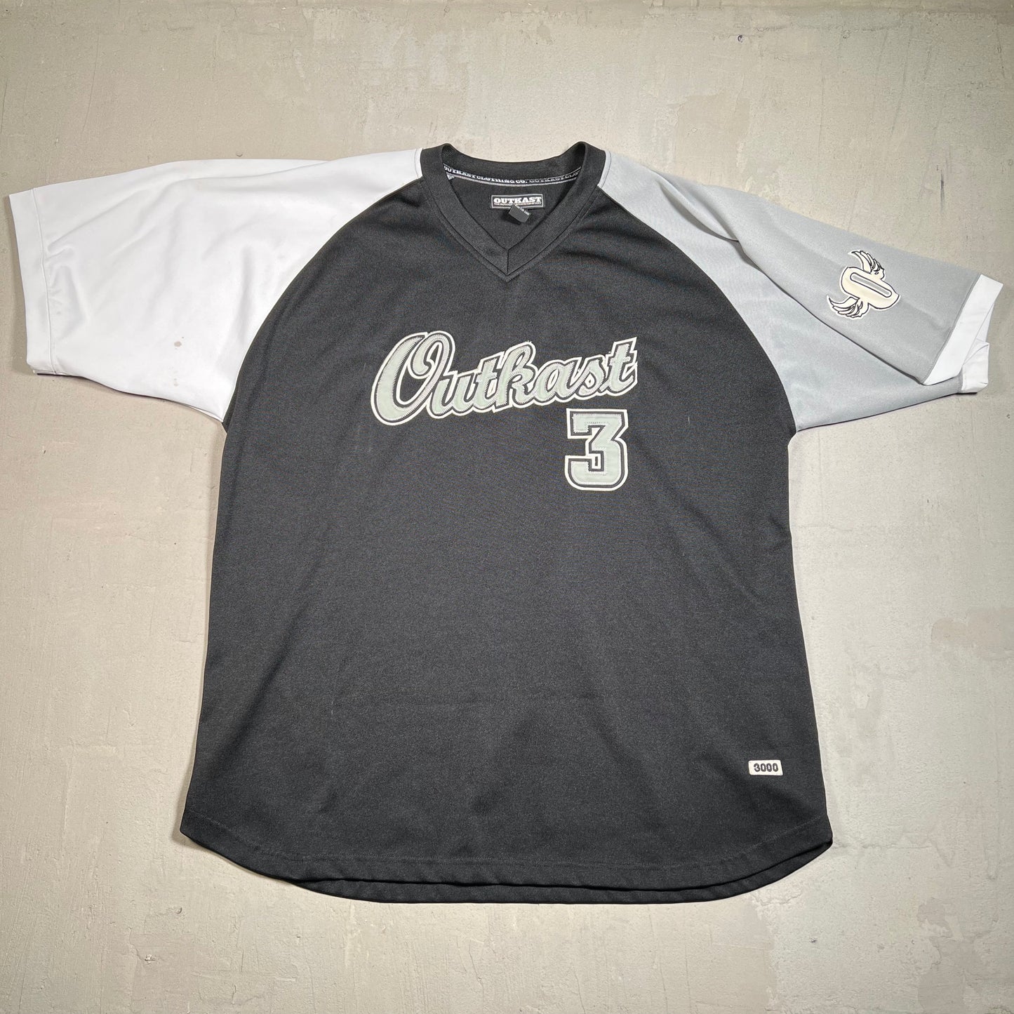 Y2K Outkast Black/Grey Jersey Size XL USED v16105