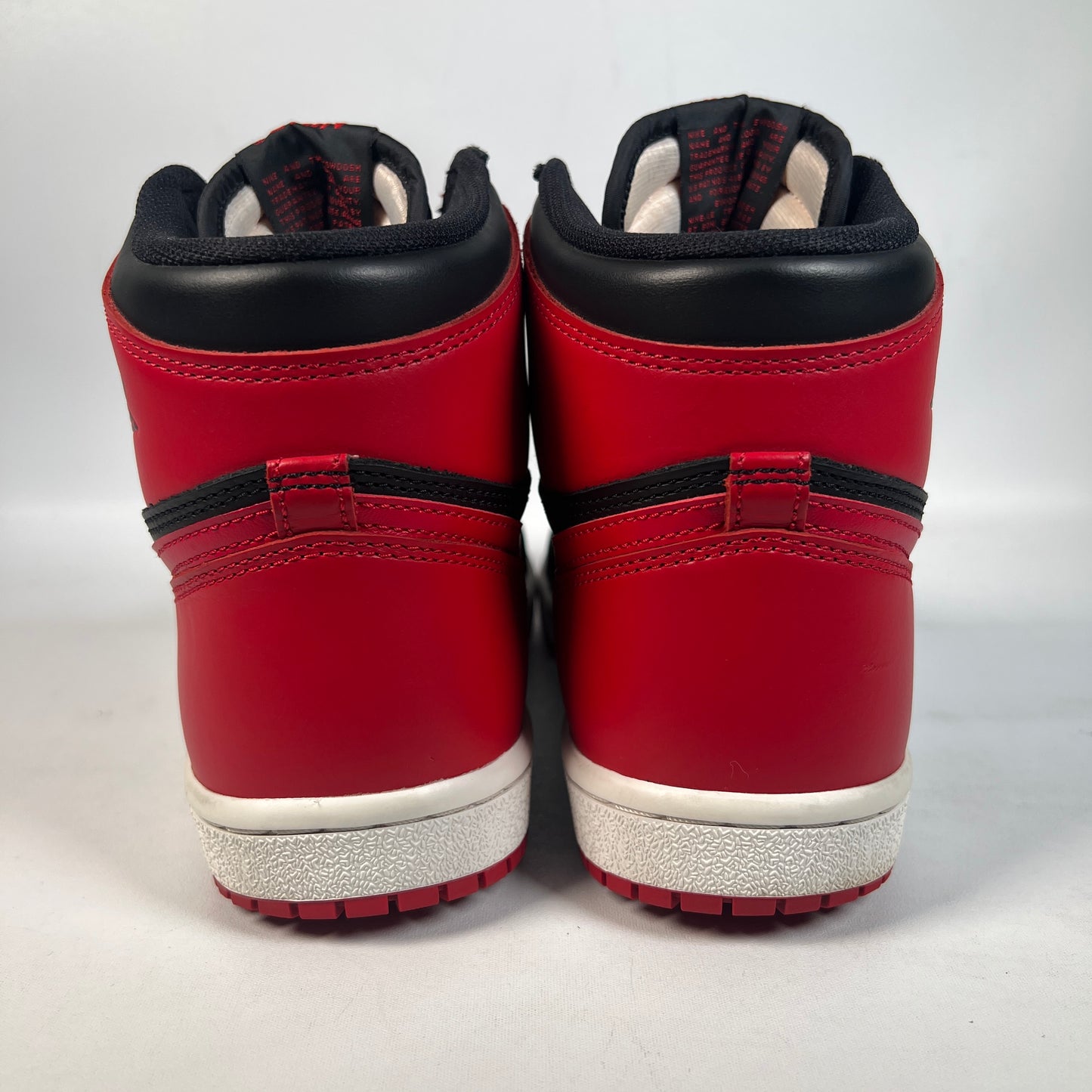 Jordan 1 High Bred '85 (2024) Size 9 USED s23008