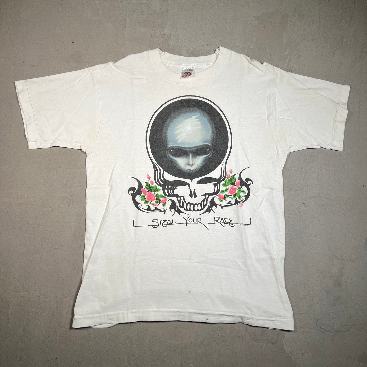 1996 Grateful Dead Alien Steal Your Race White Tee Size Large USED v8778