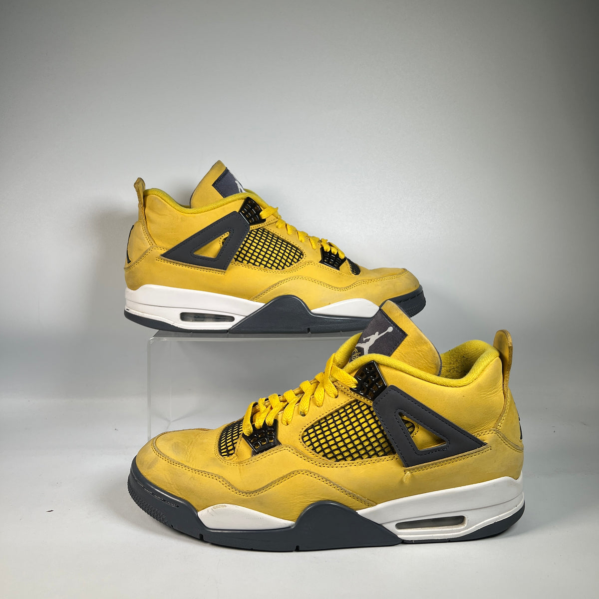 Jordan 4 Lightning (2021) Size 12 USED s22865