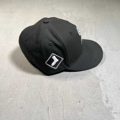 New Era Chicago White Sox "Sock Patch" Black Fitted Size 7.5 USED v19606