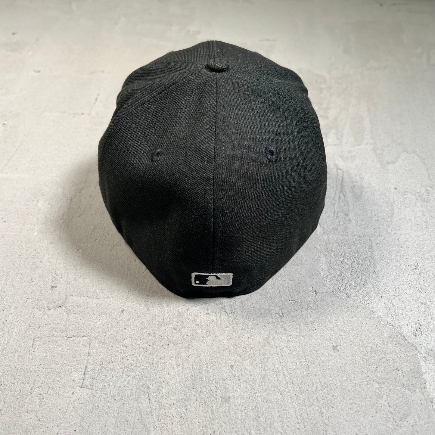 New Era Chicago White Sox "Sock Patch" Black Fitted Size 7.5 USED v19606