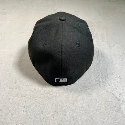 New Era Chicago White Sox "Sock Patch" Black Fitted Size 7.5 USED v19606