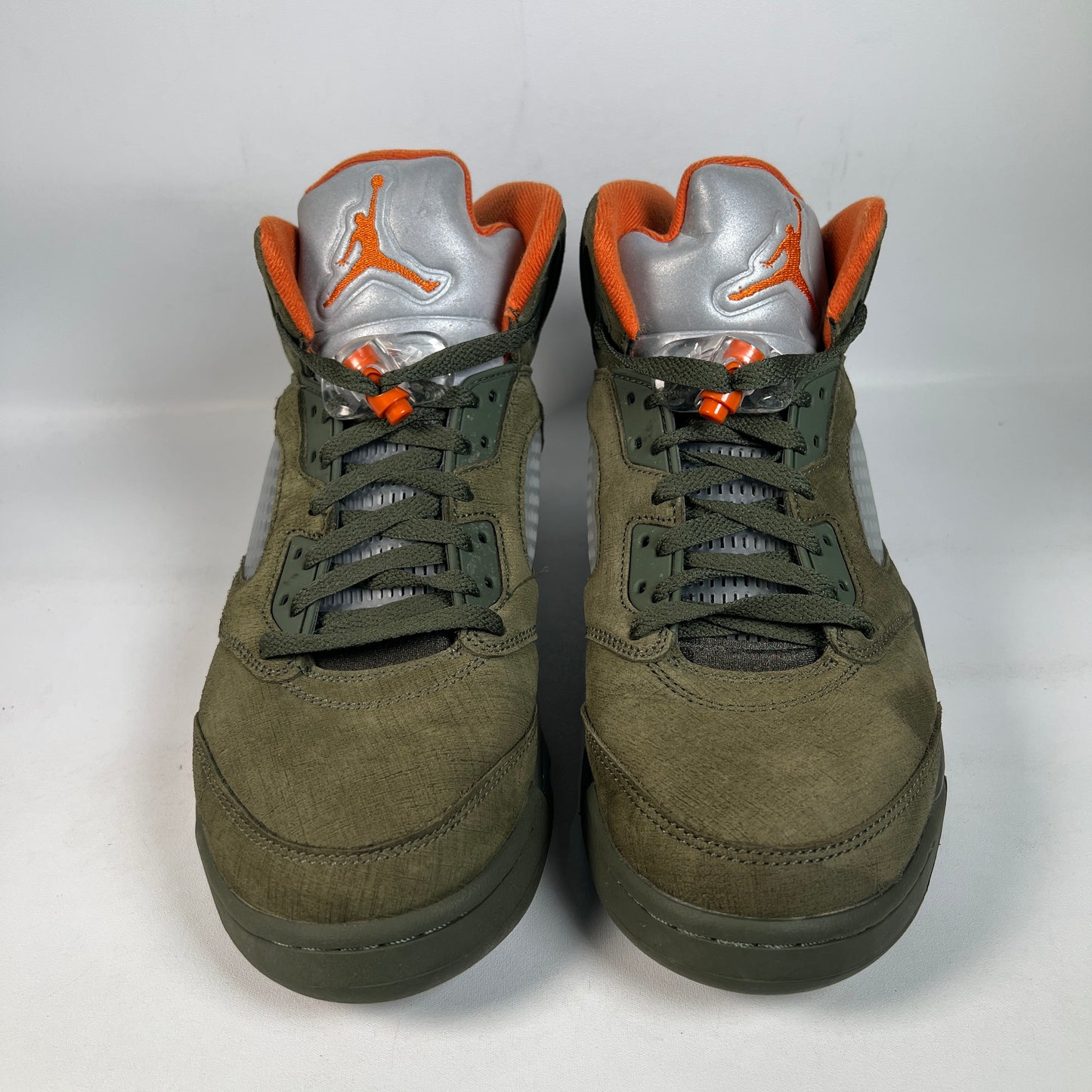 Jordan 5 Olive (2024) Size 10 USED s22942