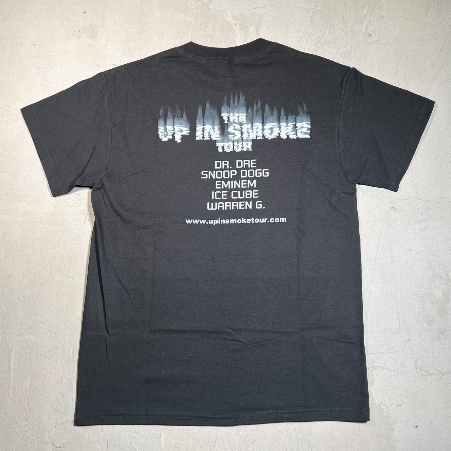 2000 Up In smoke Tour Black Tee Size Medium NEW v5016