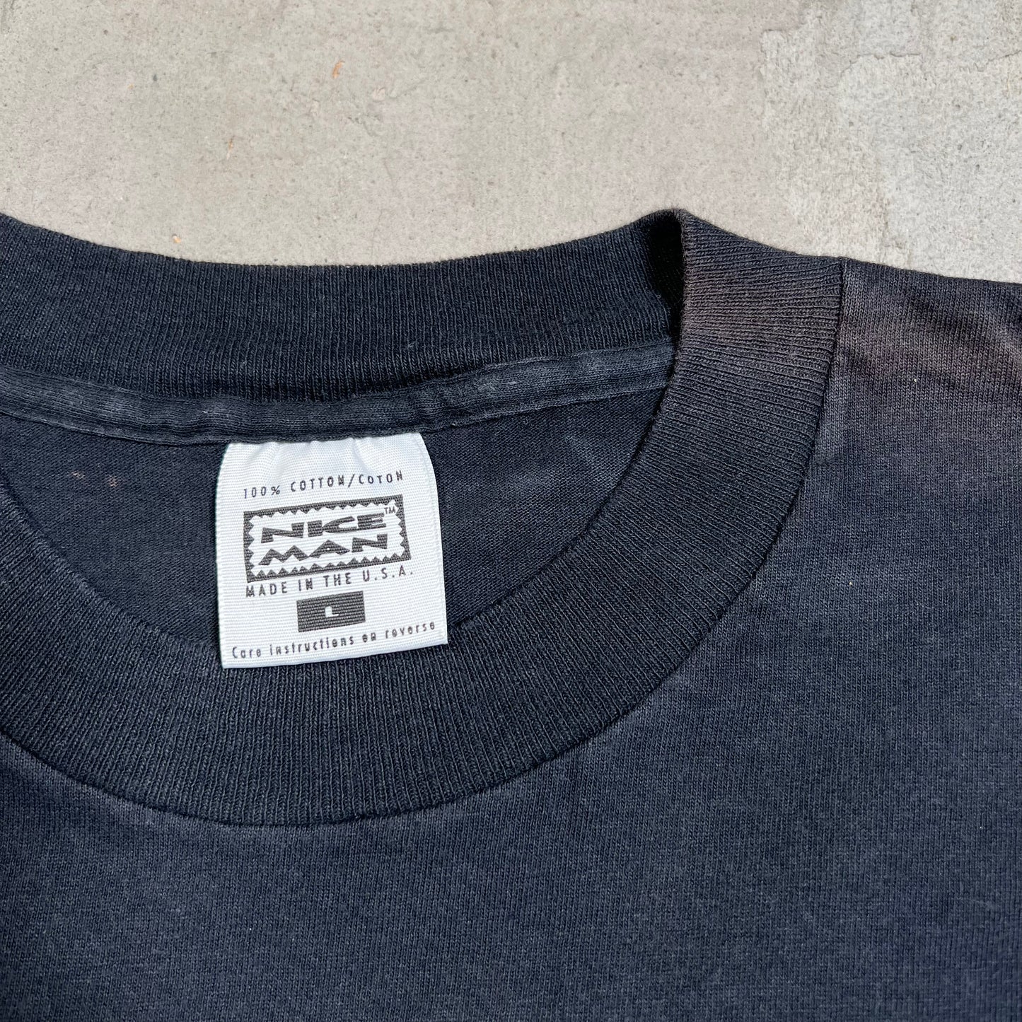 1995 REM tour tee black Size Large USED nice man tag v13856