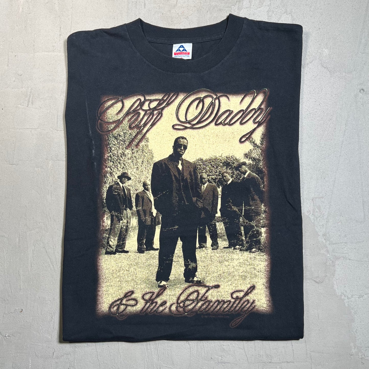 Puff Daddy And the Family 1997 No Way Out Tour Tee Size XL USED v11294