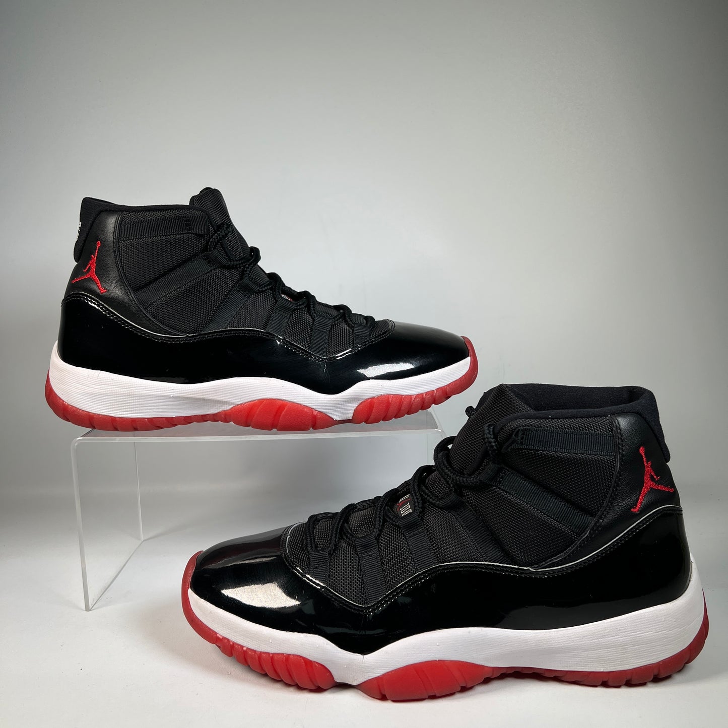 Jordan 11 Bred Playoff (2019) Size 12 USED s22925