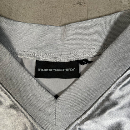 GV Gallery Raspberry Hills Grey "Berry Sport" Jersey Size Small USED x17712