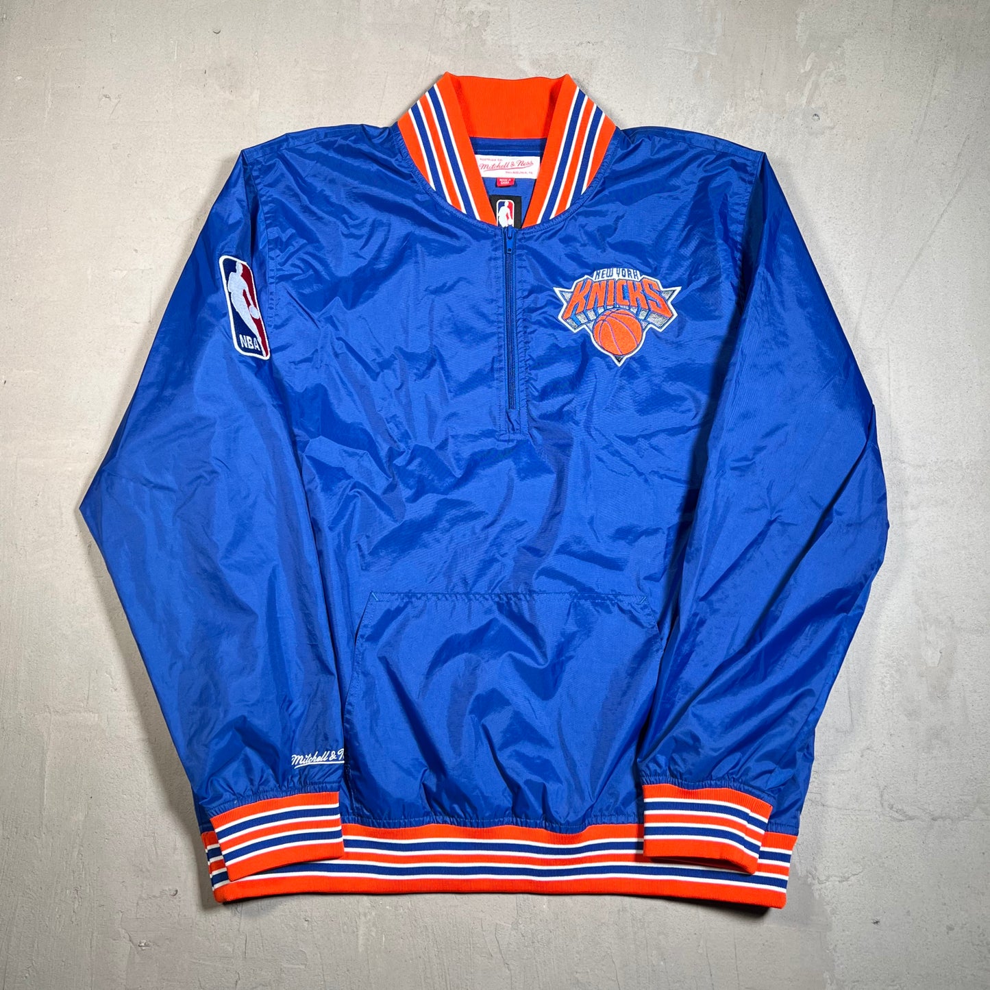 New York Knicks NBA Mitchell & Ness Blue Satin Zip Up Jacket Size Large USED v19634
