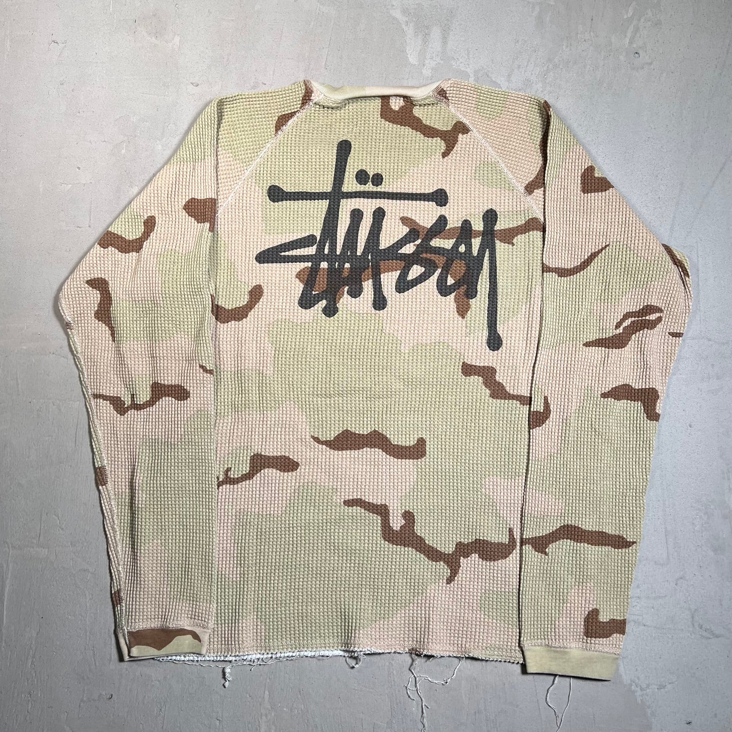 Stussy Thermal Waffle Knit Camo Longsleeve Size Medium USED x17744