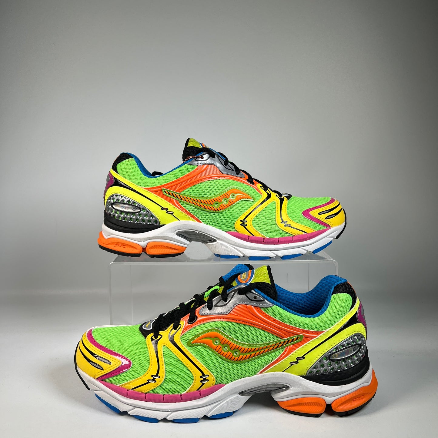 Saucony ProGrid Triumph 4 Westside Gunn Super Flygod (2025) Size 9.5 NEW s23150