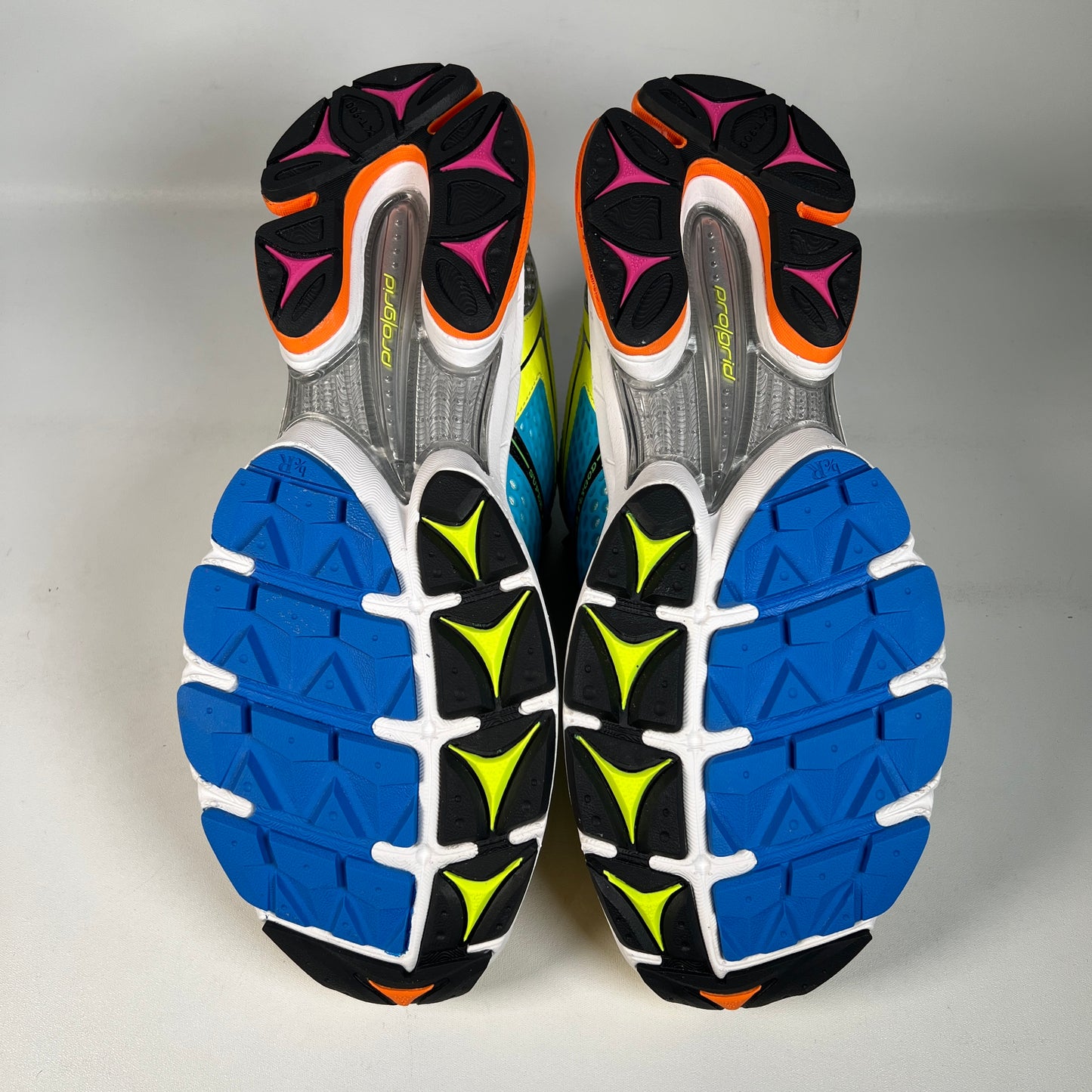 Saucony ProGrid Triumph 4 Westside Gunn Super Flygod (2025) Size 9.5 NEW s23150