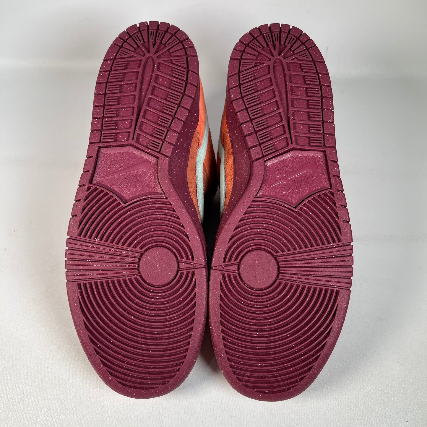 Nike SB Mystic Red Rosewood (2023) Size 10 NEW s23124