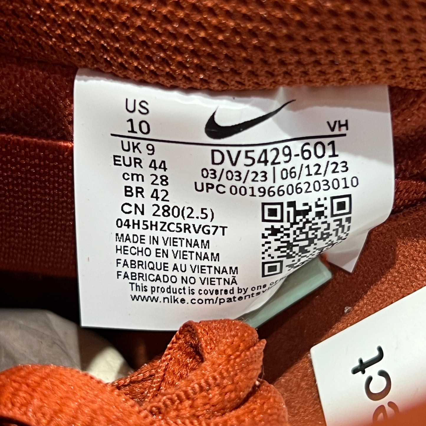 Nike SB Mystic Red Rosewood (2023) Size 10 NEW s23124