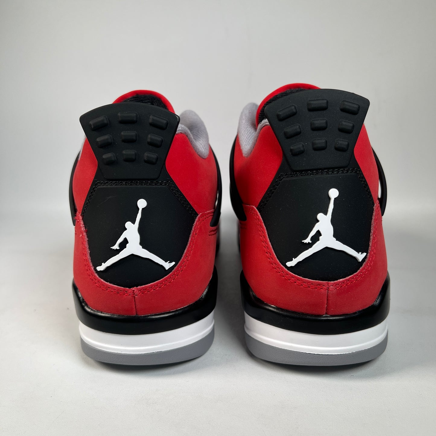 Jordan 4 Toro Bravo (2026) Size 9.5 NEW s23120