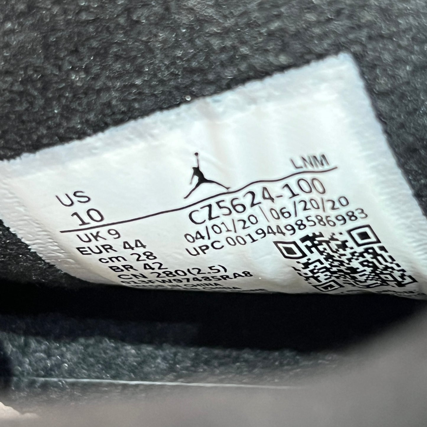 Jordan 4 PSG (2020) Size 10 NEW s23126