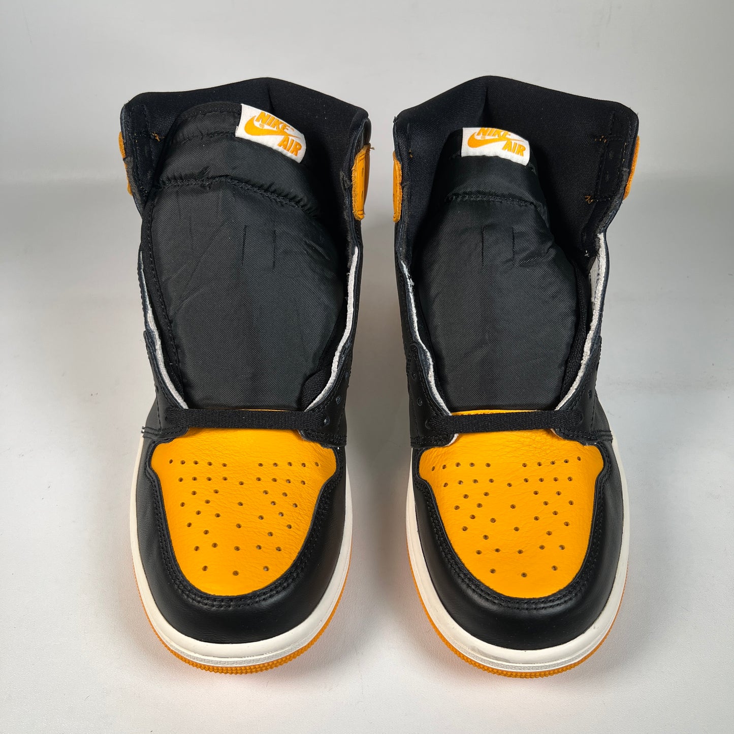 Jordan 1 High Taxi (2022) Size 10 NEW s23130