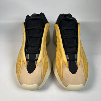 Yeezy 700v3 Mono Safflower (2022) Size 10 USED s22962