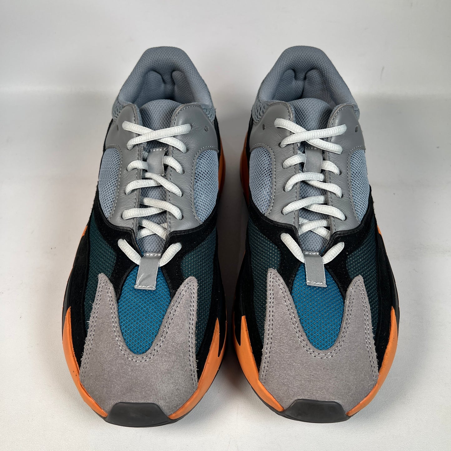 Yeezy 700 Wash Orange (2021) Size 9.5 USED s23041
