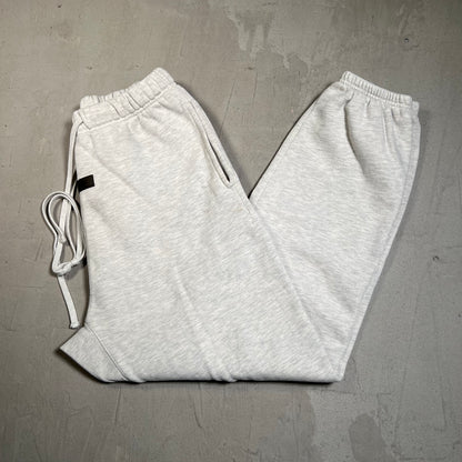 Essentials Fear of God FOG Grey Logo Sweatpants Size Medium USED x17753