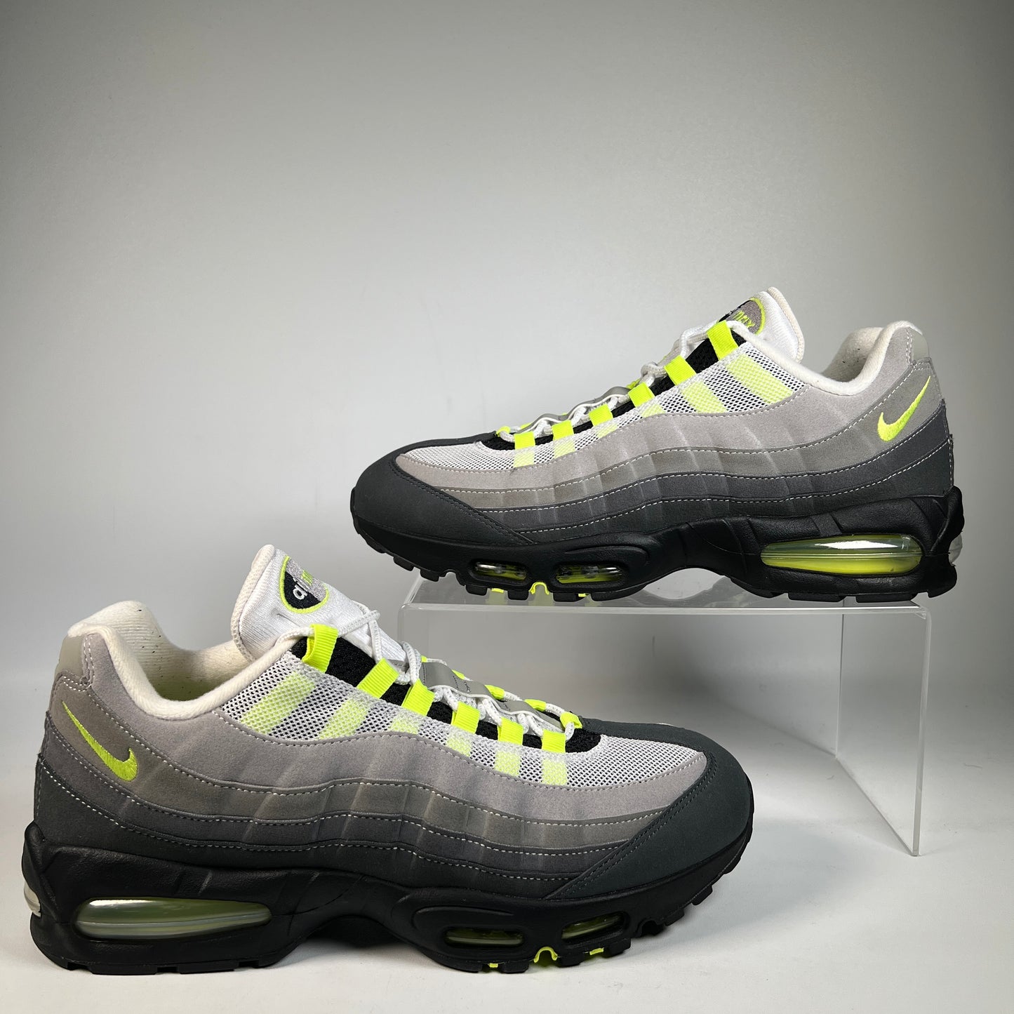 Nike Air Max 95 Big Bubble Neon (2025) Size 12 USED s23072