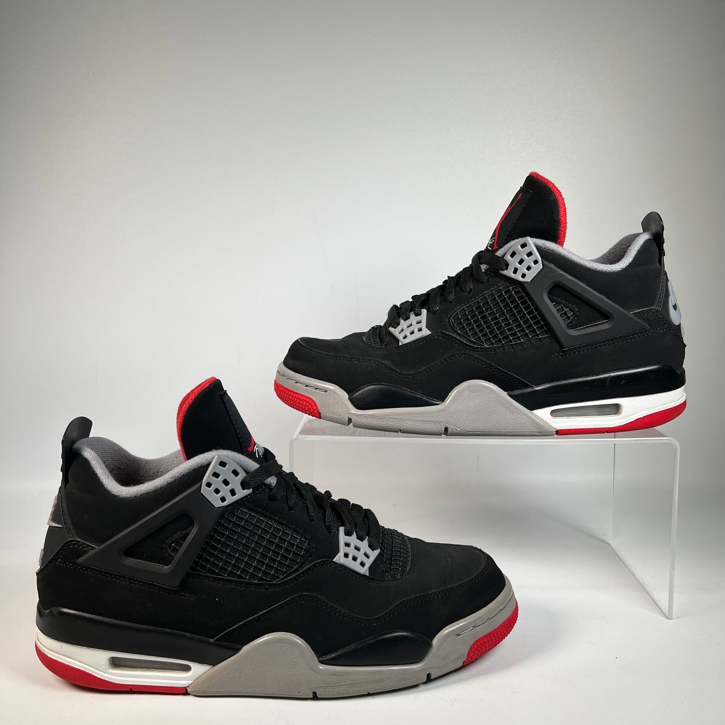 Jordan 4 Bred (2019) Size 9 USED s23087