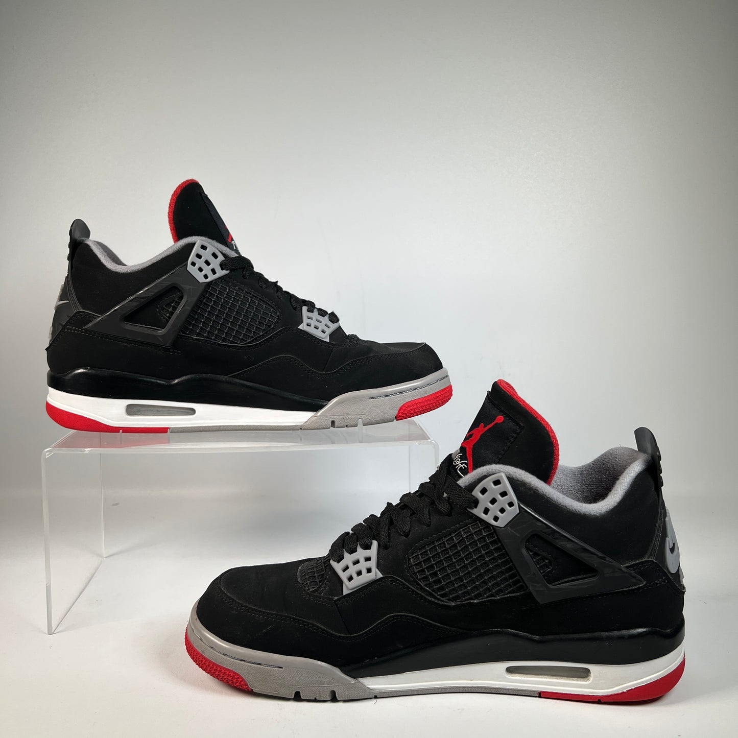 Jordan 4 Bred (2019) Size 9 USED s23087
