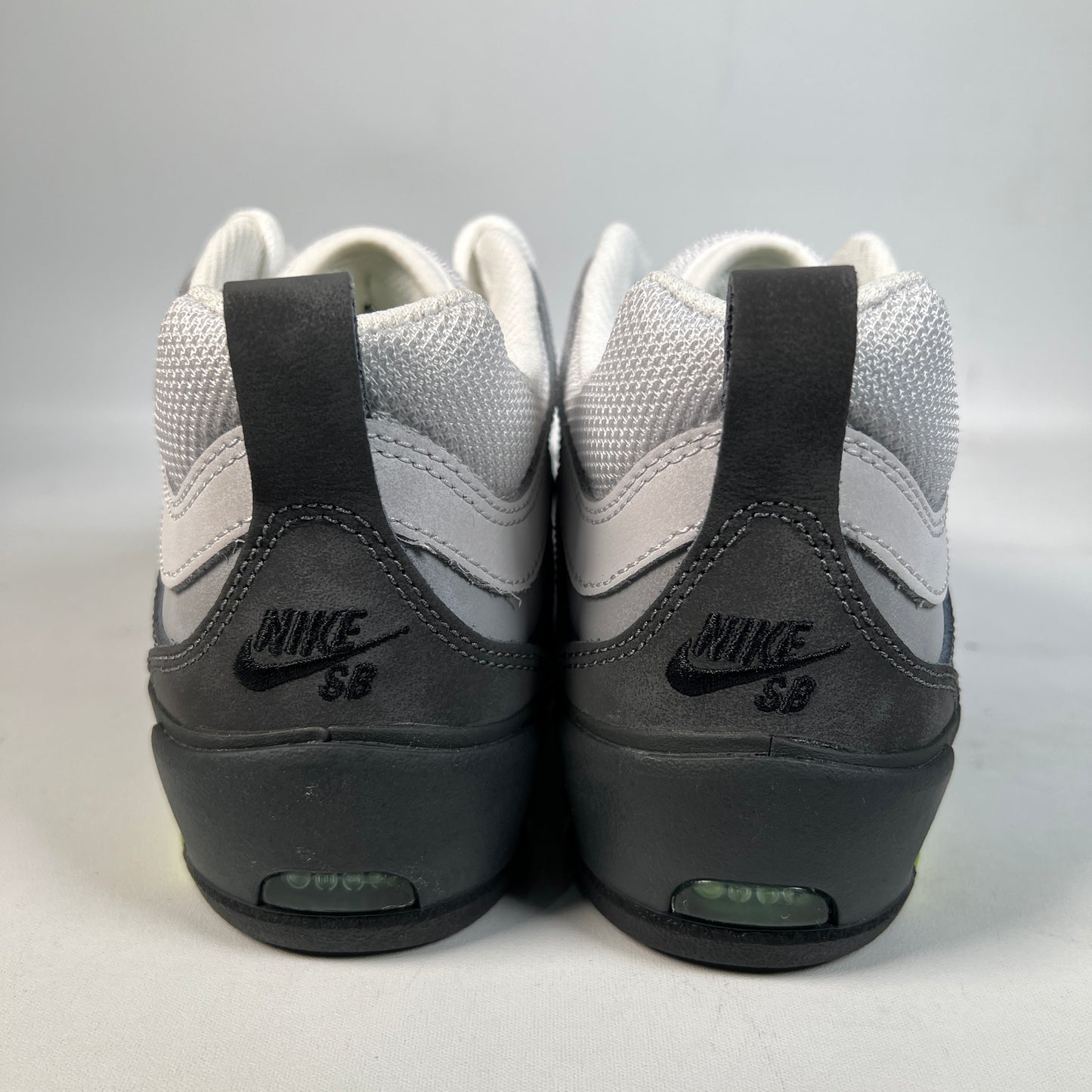 Nike SB Air Max Ishod Wair Neon (2026) Size 8.5 NEW s23178