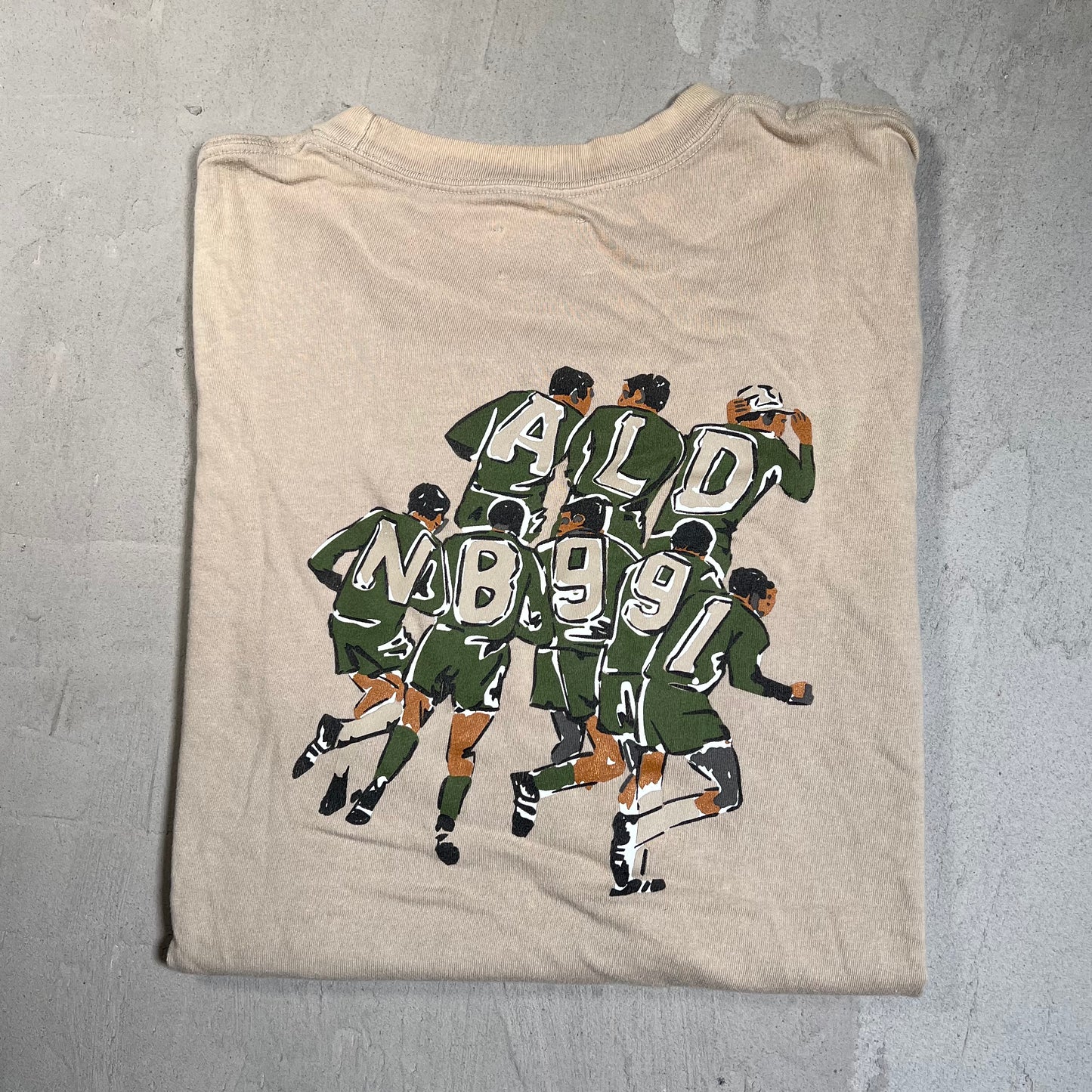 Aime Leon Dore New Balance 991 Crest Tan Tee Size XL USED x17691