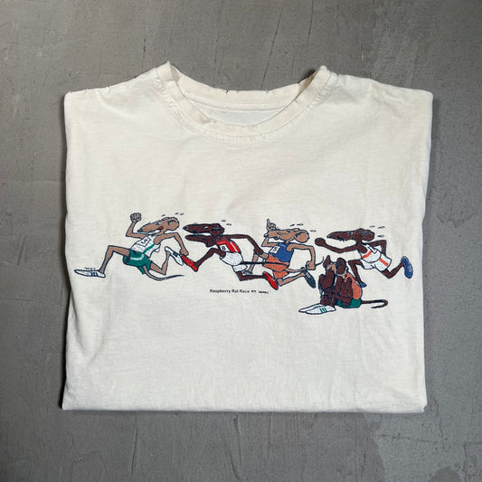 GV Gallery Raspberry Hills Rat Race Cream Tee Size Small USED x17733