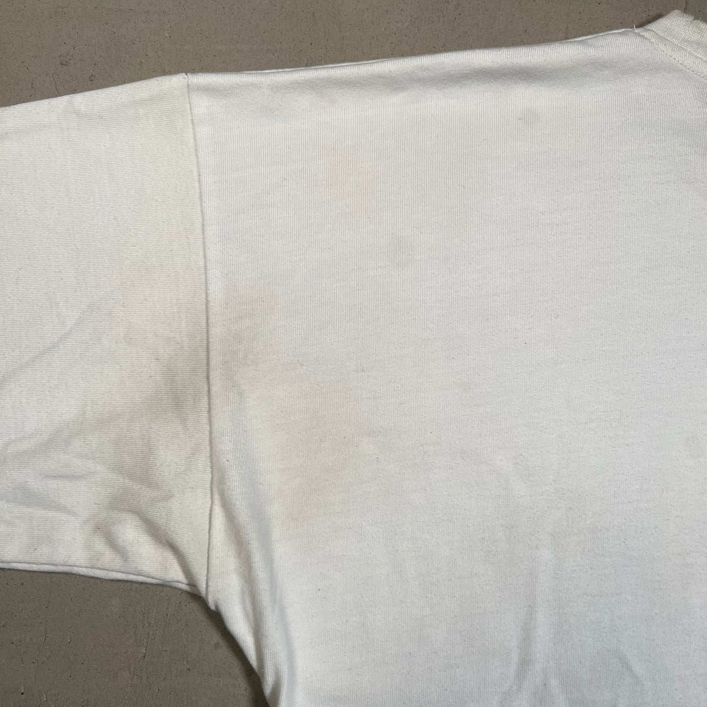Heavon on Earth IPray White Tee Size Medium USED x17761