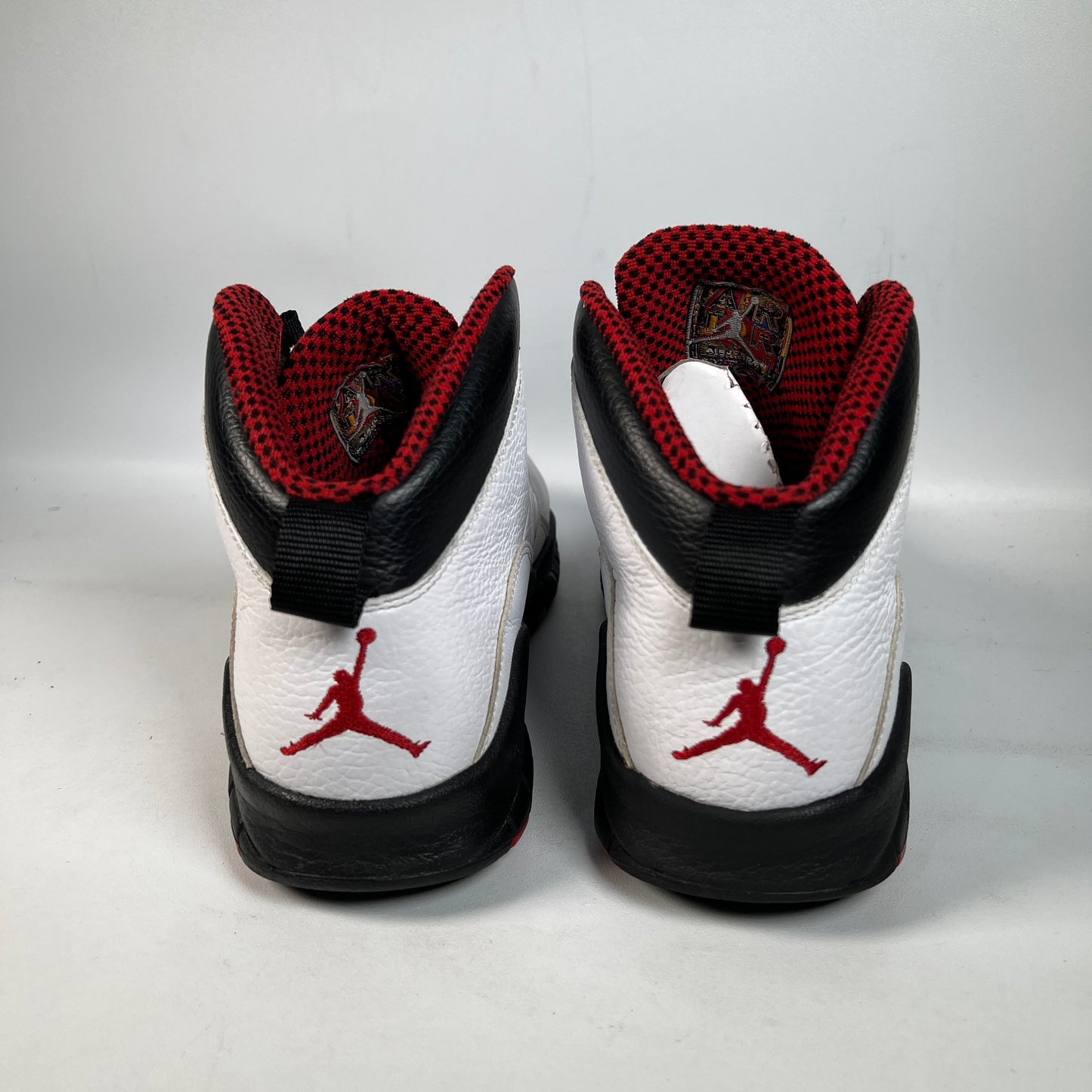 Jordan 10 Chicago Bulls (2012) Size 10 USED s22984