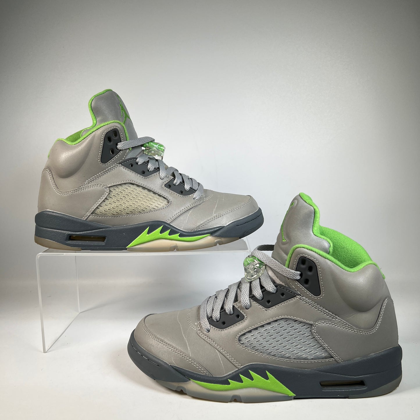 Jordan 5 Green Bean (2022) Size 9 USED s23064