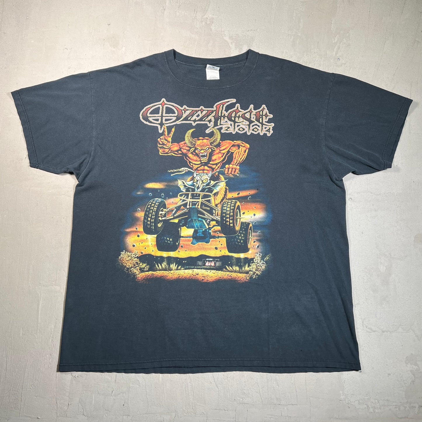 2004 Ozzfest Black Tour Tee Size XXL USED v19658