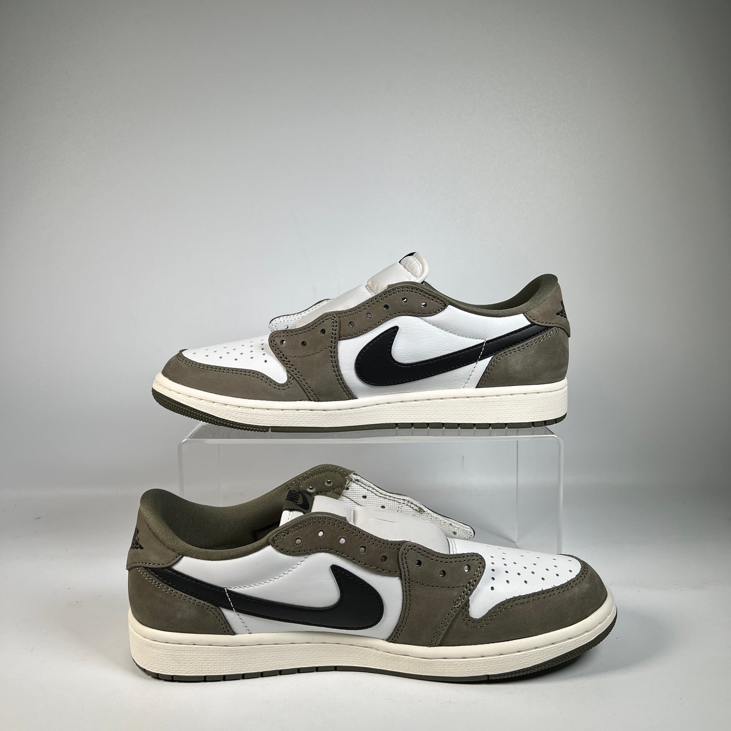 Jordan 1 Low Medium Olive (2026) Size 10 NEW s23179
