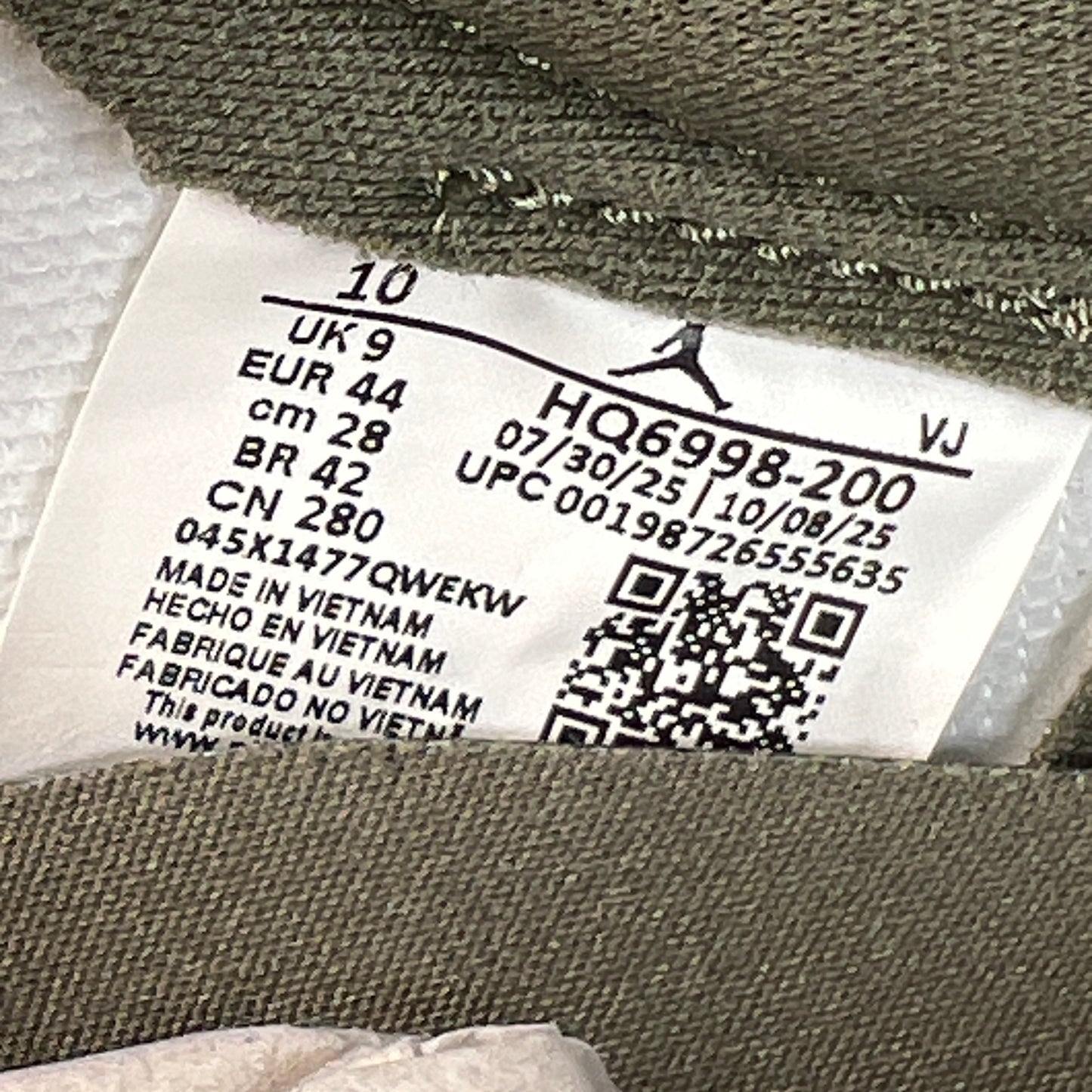 Jordan 1 Low Medium Olive (2026) Size 10 NEW s23179