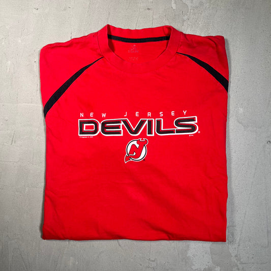 2009 New Jersey Devils Red Tee (Cropped) Size Large USED v19652