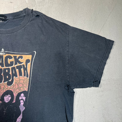 Y2K Black Sabbath "Paradiso" Portrait Tee (Cropped) Size Large USED v19648