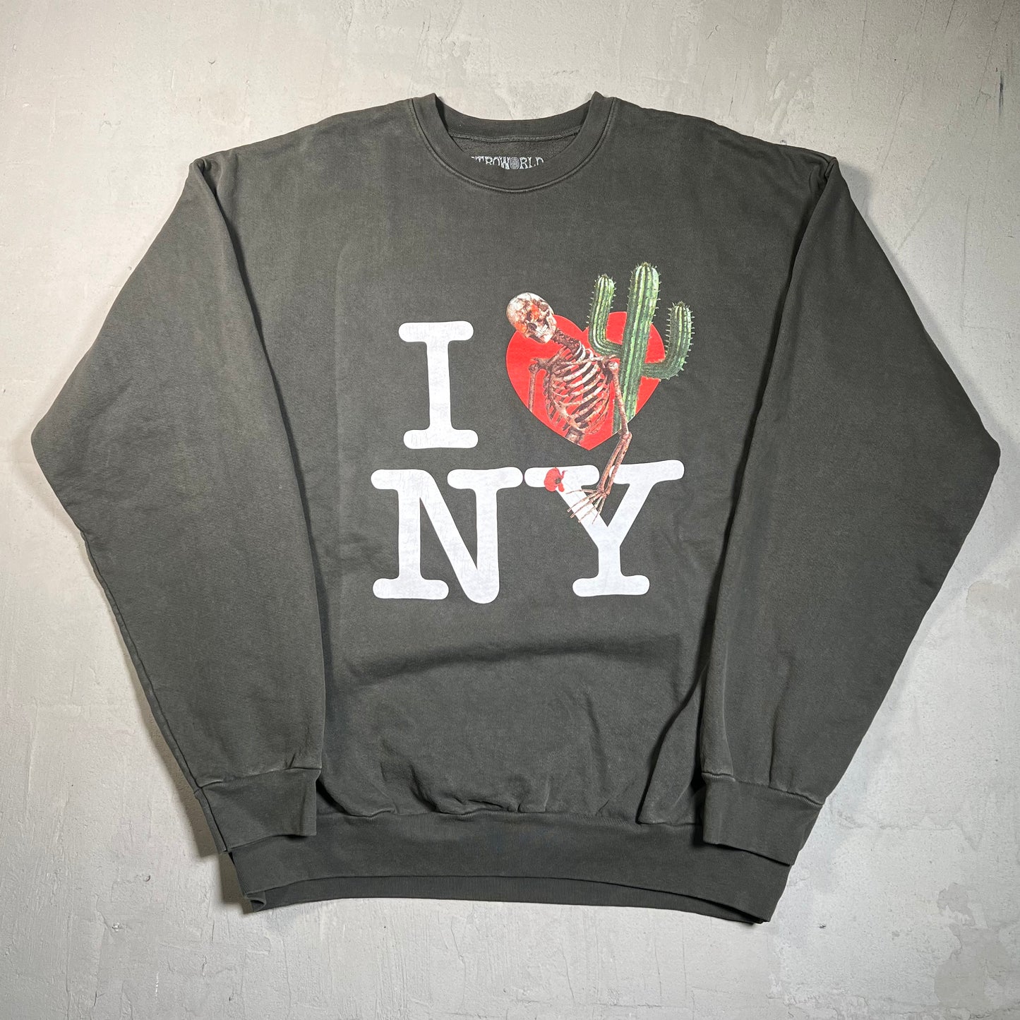 Travis Scott Astro World I Heart NYC MSG Green Crewneck Size XXL USED x17783